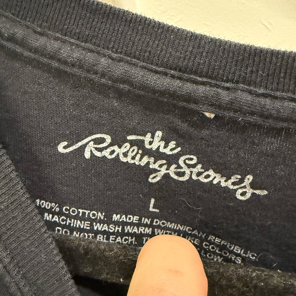 The Rolling Stones Black Crop Graphic Tee - Picture 6 of 6
